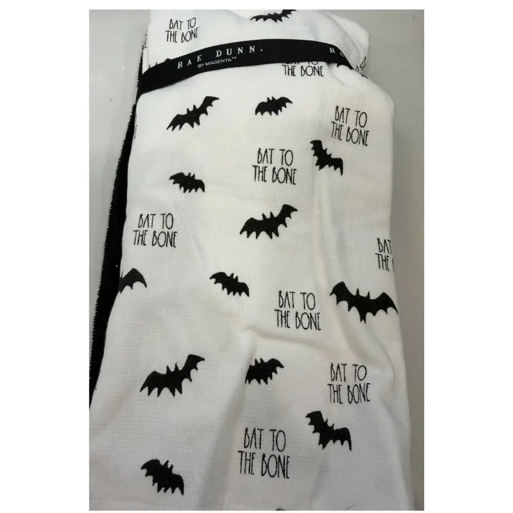 RAE DUNN Set of 2 Halloween Bats Kitchen Towels - THIS FAMILY‎ IS A LITTLE BATTY